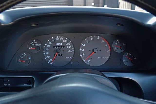 1989 Nissan Skyline JDM car for sale — photo 21 of 25