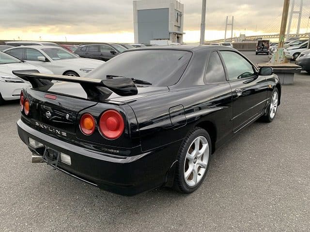 1999 Nissan Skyline JDM car for sale — photo 2 of 12