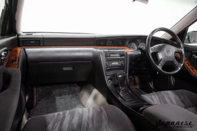 1997 Nissan Laurel JDM car for sale — photo 9 of 25