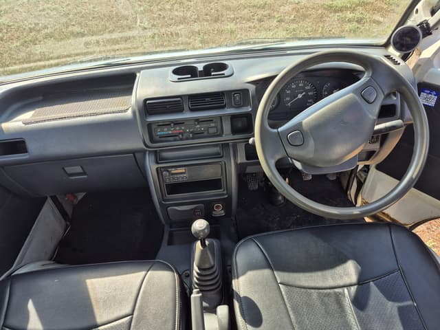 1999 Daihatsu Hijet JDM car for sale — photo 13 of 13