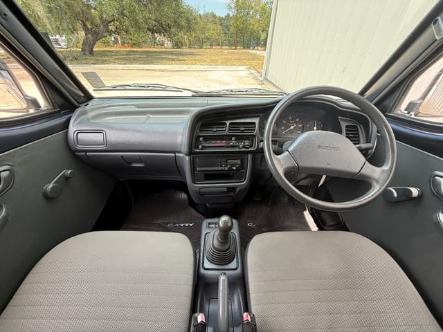 1994 Suzuki Every JDM car for sale — photo 21 of 23