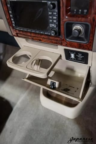 1998 Toyota Granvia JDM car for sale — photo 11 of 25