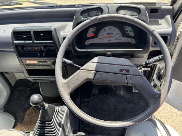 1994 Mitsubishi Minicab JDM car for sale — photo 11 of 25