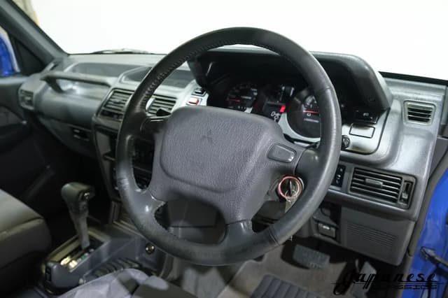 1997 Mitsubishi Pajero JDM car for sale — photo 13 of 25