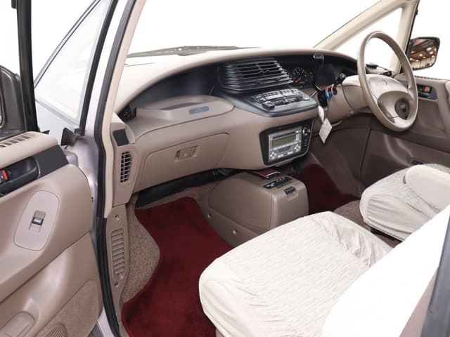 1993 Toyota Estima JDM car for sale — photo 17 of 25