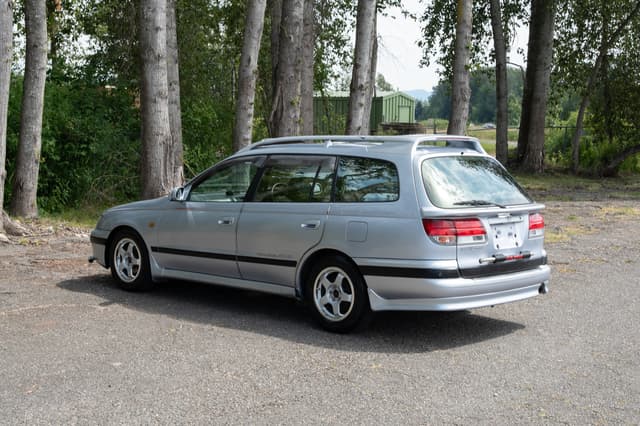 1997 Toyota Caldina JDM car for sale — photo 4 of 15