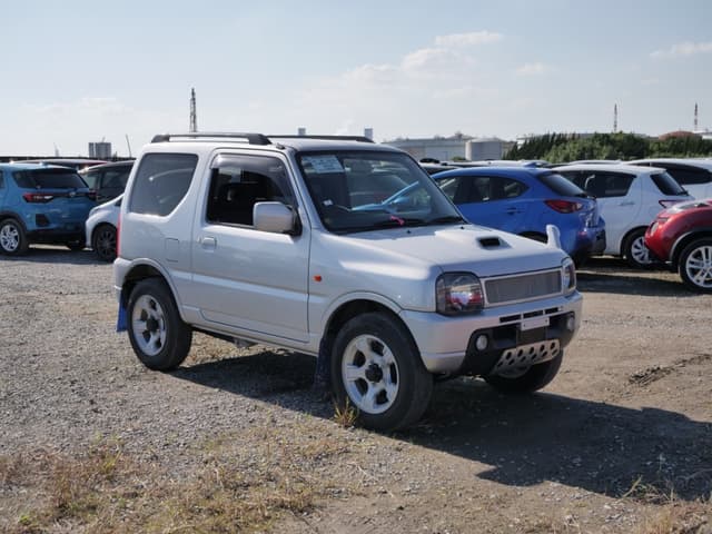 2002 Suzuki Jimny JDM car for sale — photo 3 of 25