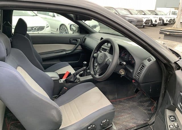 1998 Nissan Skyline JDM car for sale — photo 6 of 24