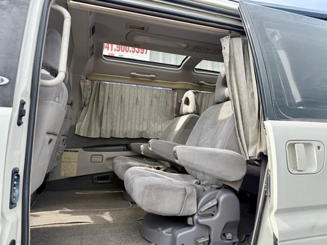 1995 Mitsubishi Delica JDM car for sale — photo 17 of 21