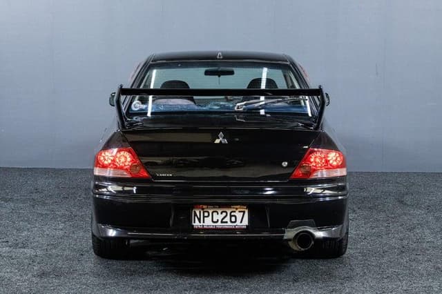2001 Mitsubishi Lancer Evolution JDM car for sale — photo 4 of 18