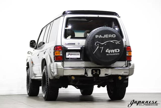1996 Mitsubishi Pajero JDM car for sale — photo 6 of 25