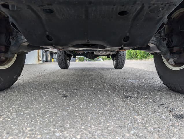 1996 Toyota Hilux Surf JDM car for sale — photo 7 of 20