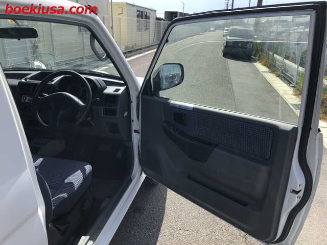 2001 Mitsubishi Pajero JDM car for sale — photo 9 of 19