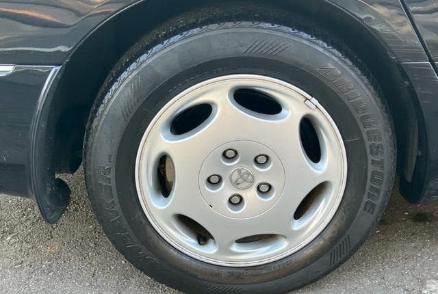 2002 Toyota Celsior JDM car for sale — photo 14 of 25