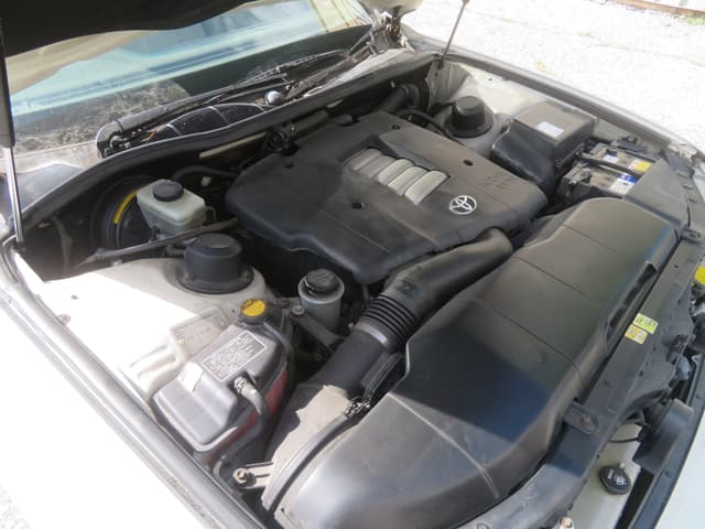 1999 Toyota Celsior JDM car for sale — photo 23 of 25