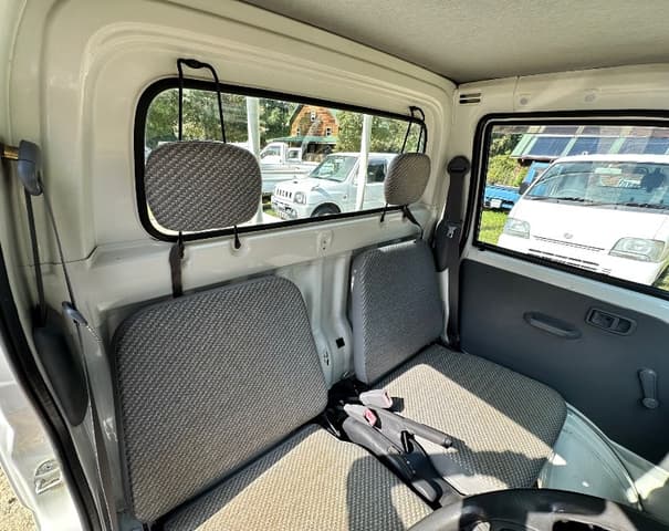 2000 Daihatsu Hijet JDM car for sale — photo 14 of 16