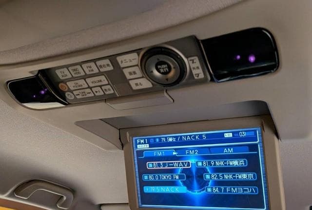 2011 Honda Odyssey JDM car for sale — photo 2 of 25