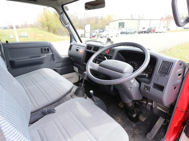 1998 Toyota Toyoace JDM car for sale — photo 9 of 25