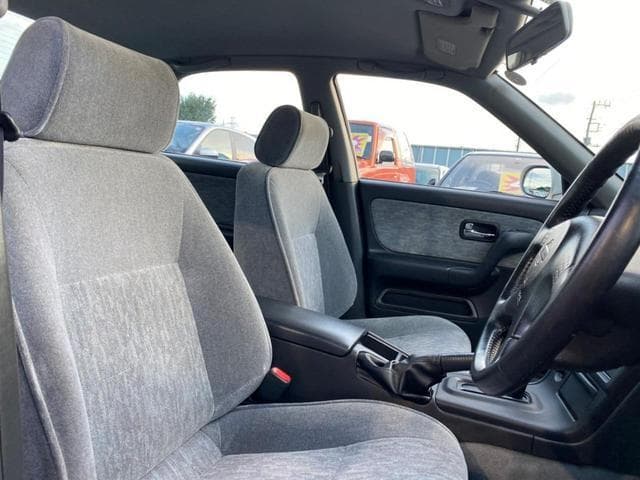 1997 Nissan Skyline JDM car for sale — photo 13 of 25