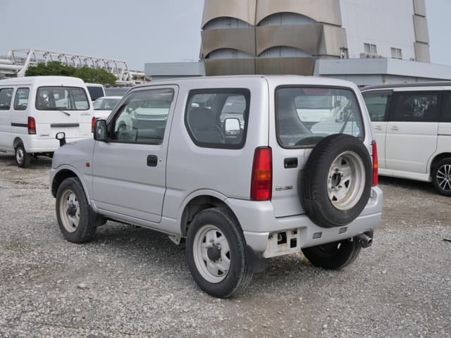 2000 Suzuki Jimny JDM car for sale — photo 7 of 25