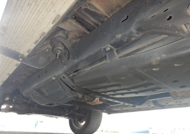1998 Toyota Hilux Surf JDM car for sale — photo 2 of 6