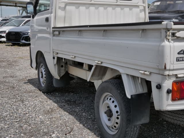 1999 Daihatsu Hijet JDM car for sale — photo 17 of 25