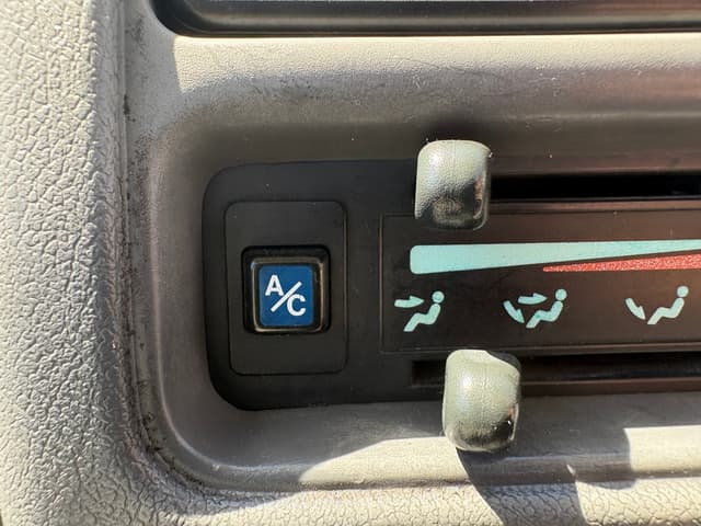 1996 Subaru Sambar JDM car for sale — photo 21 of 25