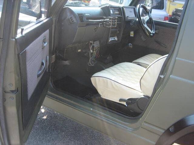 1992 Suzuki Jimny JDM car for sale — photo 4 of 12