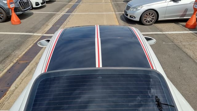 2002 Porsche 911 JDM car for sale — photo 9 of 10