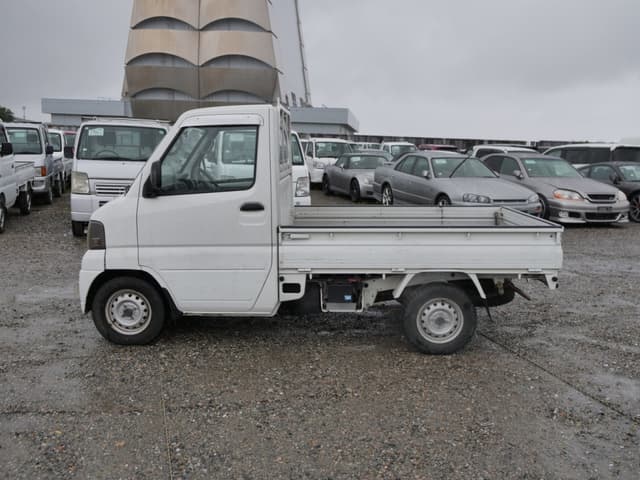 2002 Mitsubishi Minicab JDM car for sale — photo 8 of 25