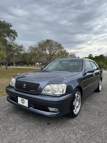 2000 Toyota Crown JDM car for sale — photo 2 of 24