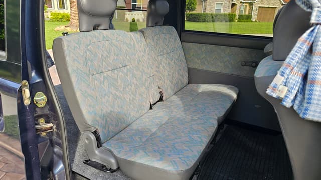 1997 Daihatsu Atrai JDM car for sale — photo 5 of 17