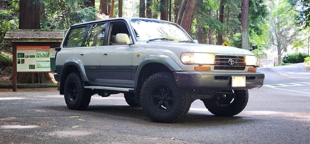 1995 Toyota Land Cruiser JDM car for sale — photo 4 of 25