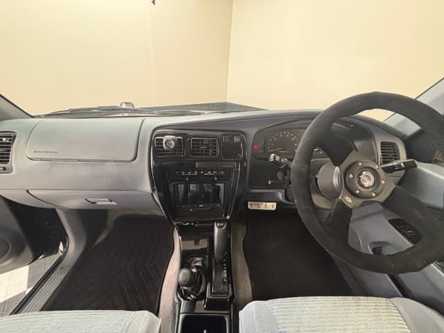 1996 Toyota Hilux Surf JDM car for sale — photo 21 of 25
