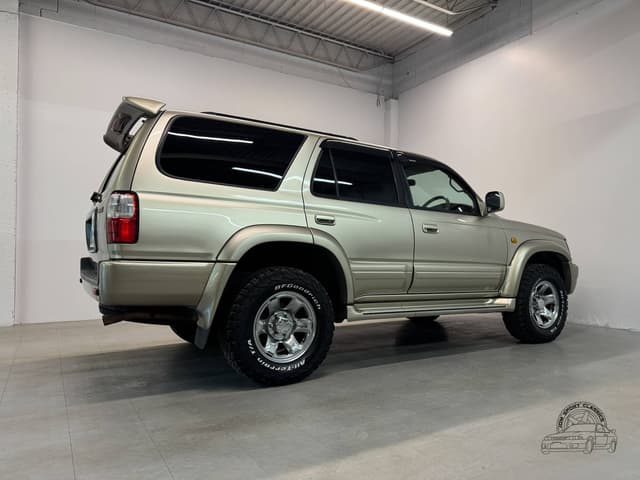 2001 Toyota Hilux Surf JDM car for sale — photo 20 of 25