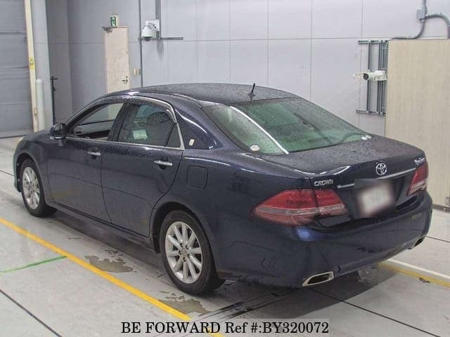 2008 Toyota Crown JDM car for sale — photo 7 of 8
