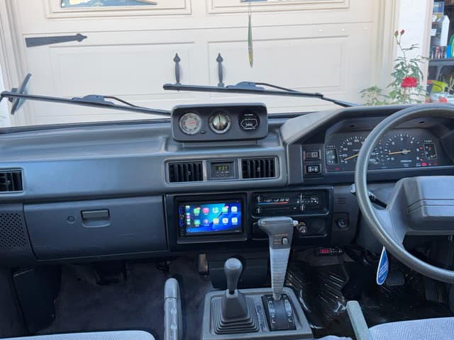 1993 Mitsubishi Delica JDM car for sale — photo 5 of 12