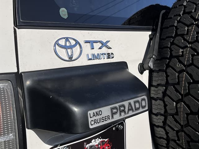 2001 Toyota Land Cruiser JDM car for sale — photo 16 of 25