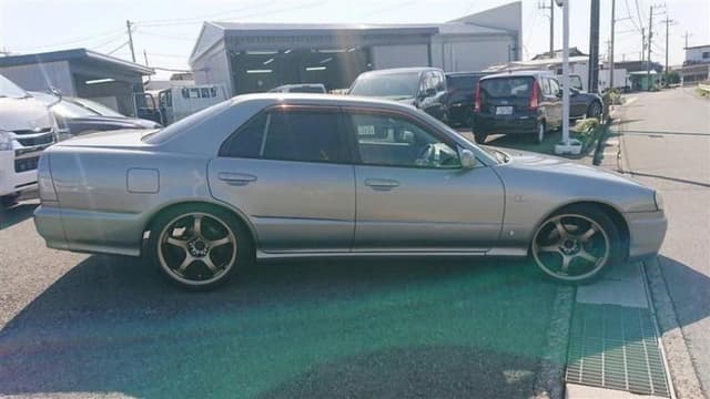 2000 Nissan Skyline JDM car for sale — photo 2 of 20