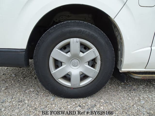 2009 Toyota HiAce JDM car for sale — photo 9 of 25