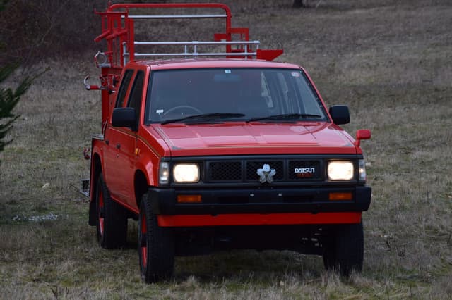 1991 Nissan Datsun JDM car for sale — photo 7 of 9