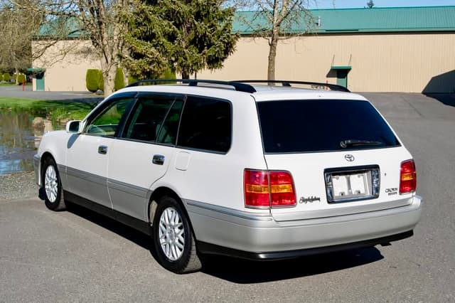 2000 Toyota Crown JDM car for sale — photo 5 of 25