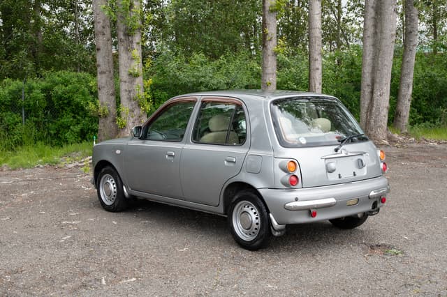 2001 Nissan March JDM car for sale — photo 4 of 11