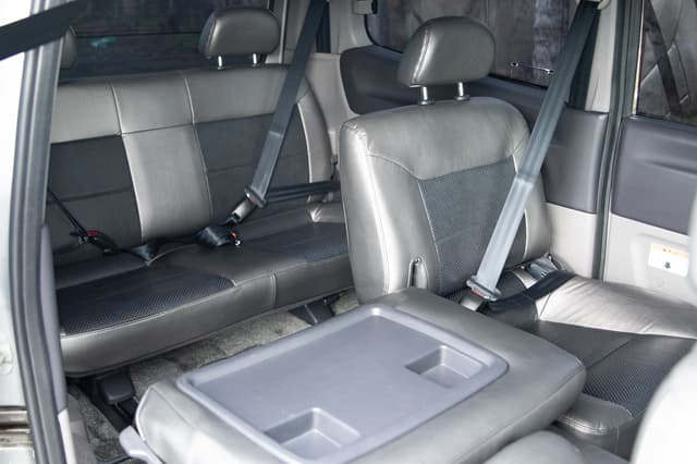 2001 Nissan Serena JDM car for sale — photo 11 of 15