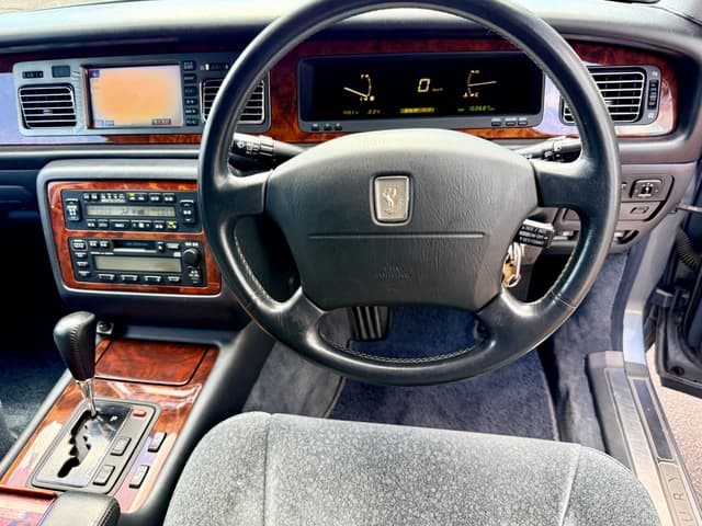 2000 Toyota Century JDM car for sale — photo 15 of 25