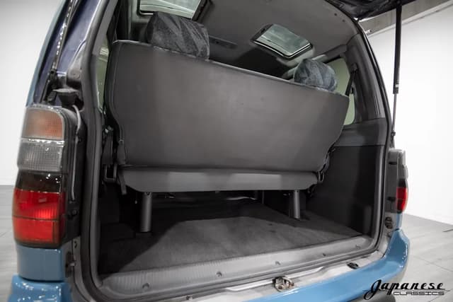 1996 Toyota HiAce JDM car for sale — photo 23 of 25