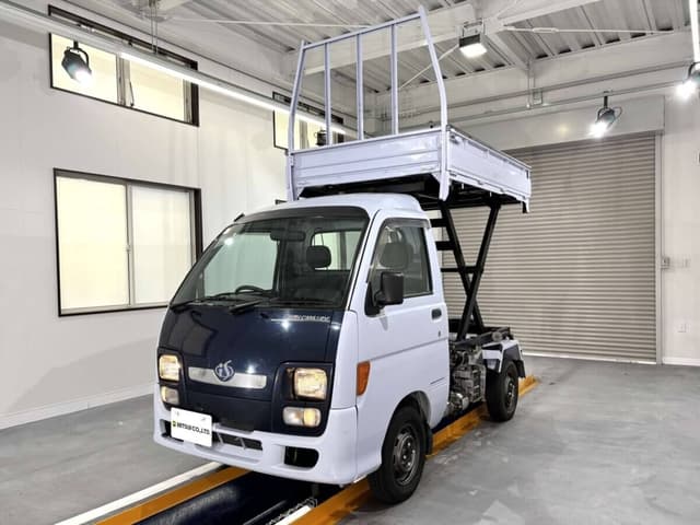 1997 Daihatsu Hijet JDM car for sale — photo 2 of 6
