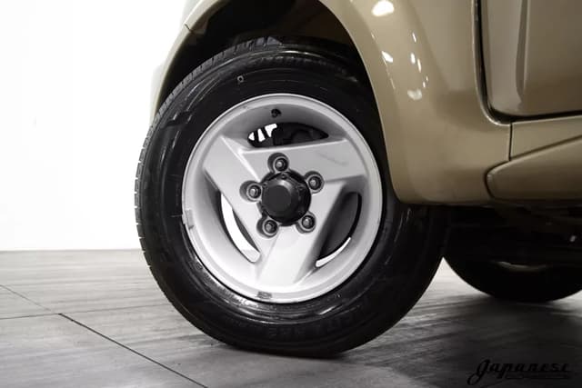 1998 Suzuki Jimny JDM car for sale — photo 24 of 25