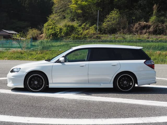 2005 Subaru Legacy JDM car for sale — photo 12 of 25