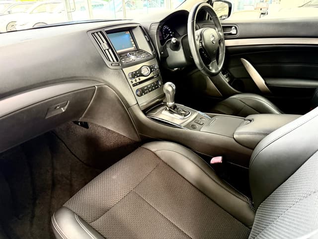 2011 Nissan Skyline JDM car for sale — photo 5 of 5